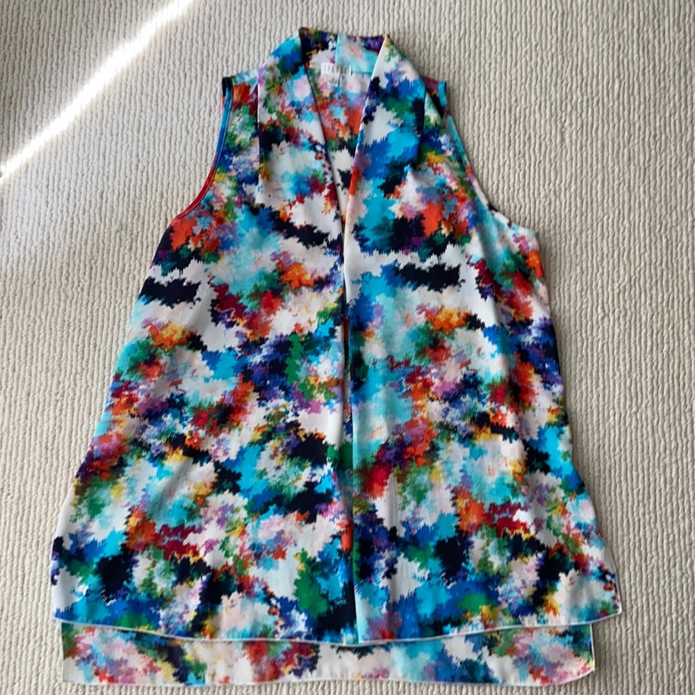 Spense V-neck abstract multicolor sleeveless top M
